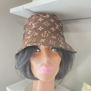 lv bucket hat